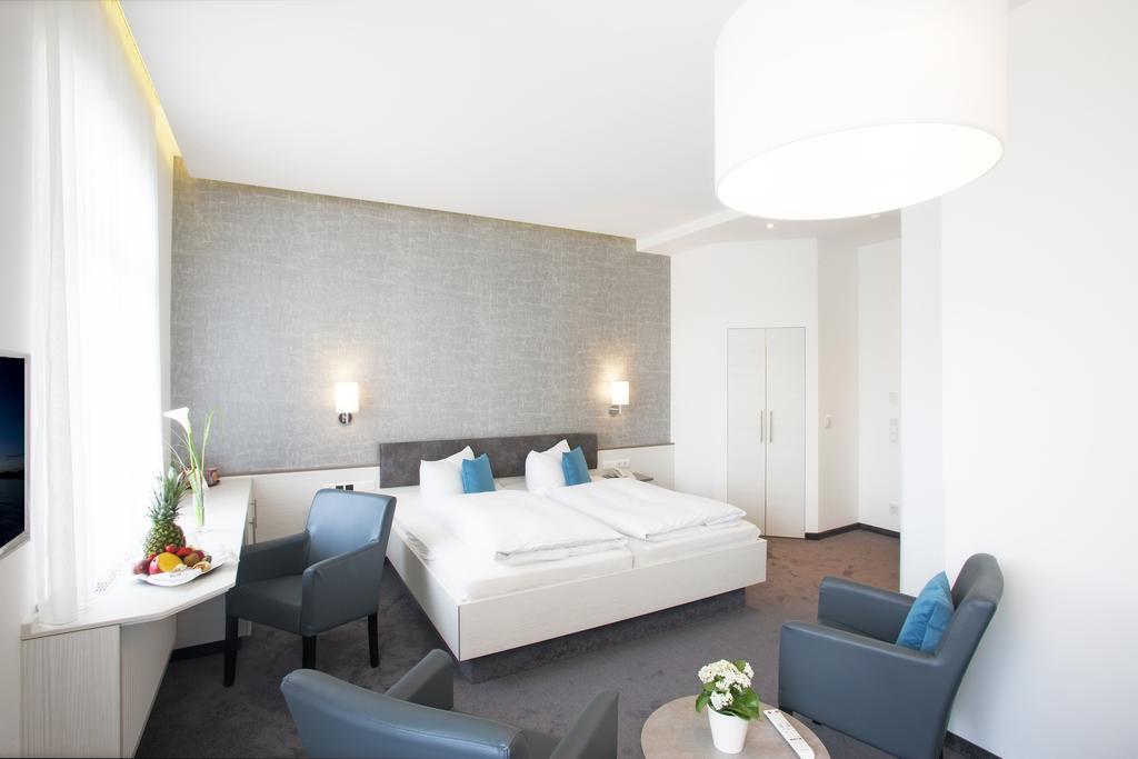 Ebner - Boutique-Hotel & Konditorei Λιντάου Δωμάτιο φωτογραφία