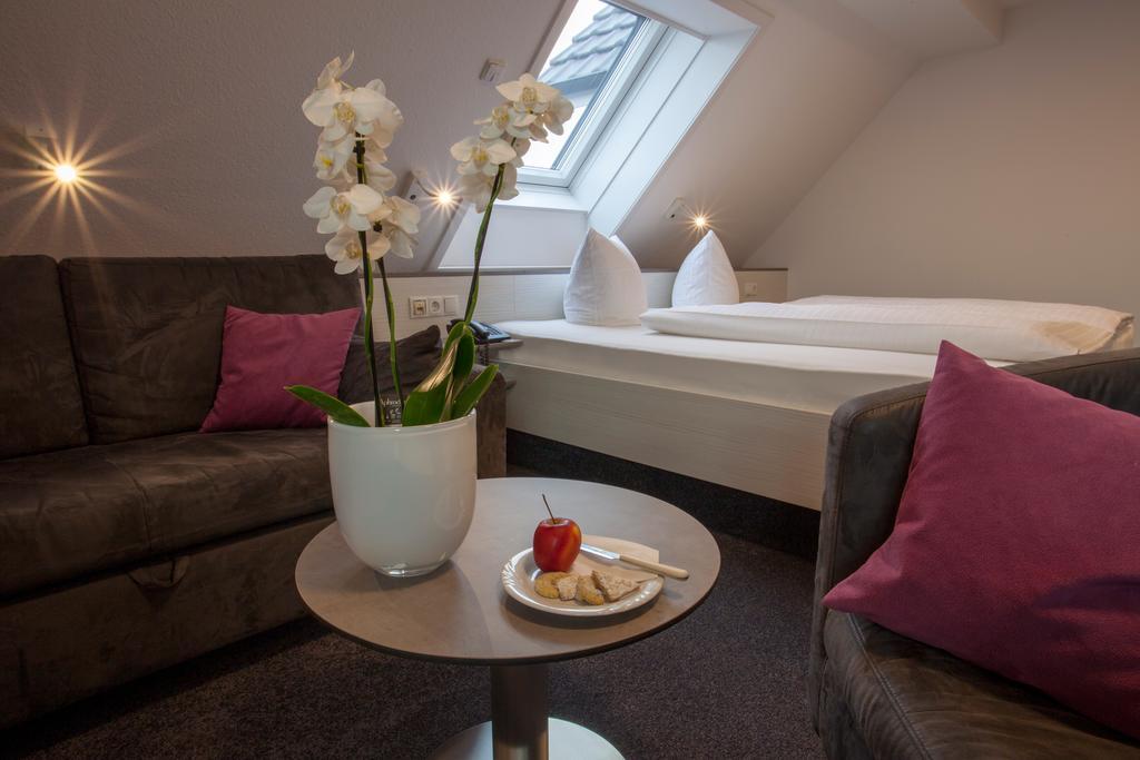 Ebner - Boutique-Hotel & Konditorei Λιντάου Εξωτερικό φωτογραφία