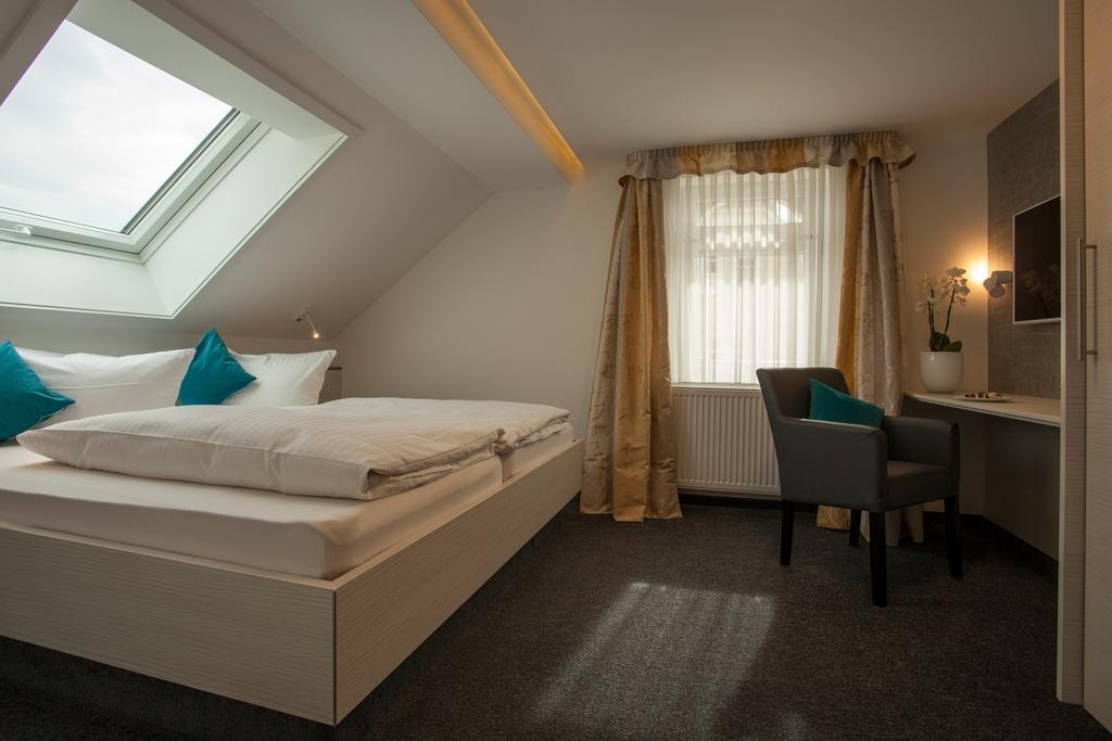 Ebner - Boutique-Hotel & Konditorei Λιντάου Εξωτερικό φωτογραφία