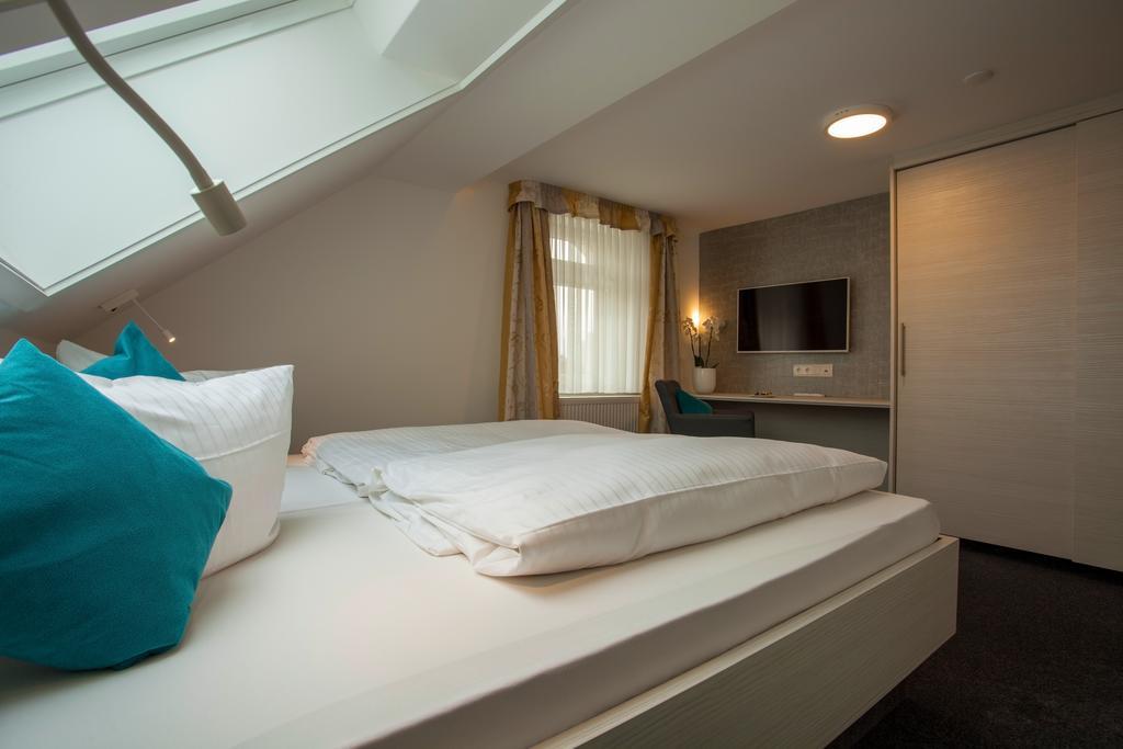 Ebner - Boutique-Hotel & Konditorei Λιντάου Εξωτερικό φωτογραφία